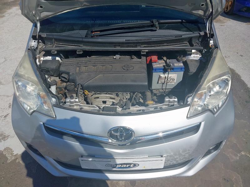 2011 TOYOTA VERSO-S TR