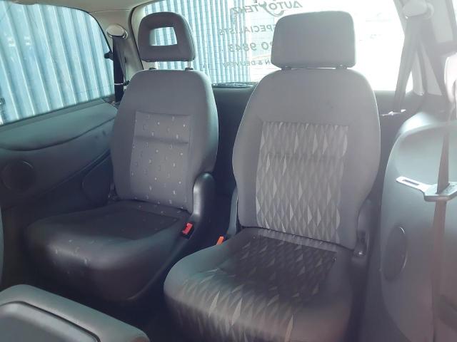2001 FORD GALAXY ZET