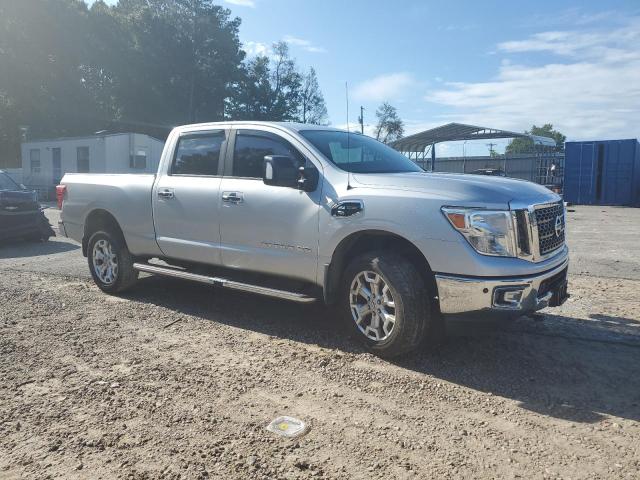  NISSAN TITAN 2017 Серебристый