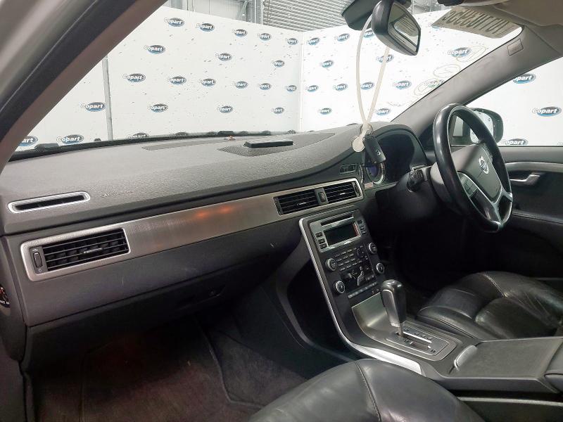 2010 VOLVO V70 SE LUX