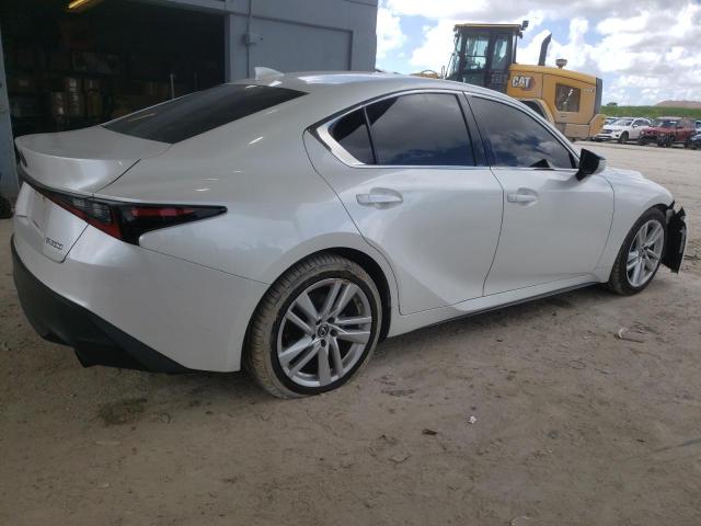  LEXUS IS 2022 Белы