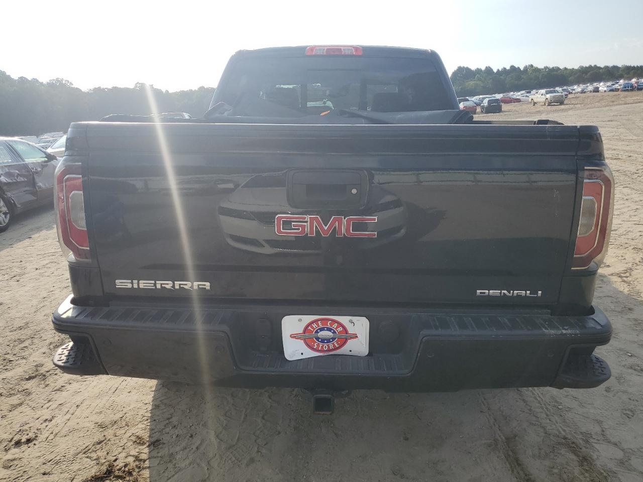 2017 GMC Sierra K1500 Denali VIN: 3GTU2PEJ2HG410263 Lot: 70102065