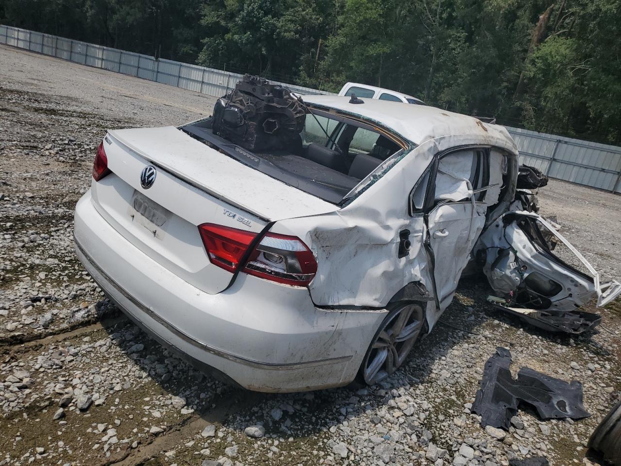 2013 Volkswagen Passat Sel white  diesel 1VWCN7A36DC055876 photo #4