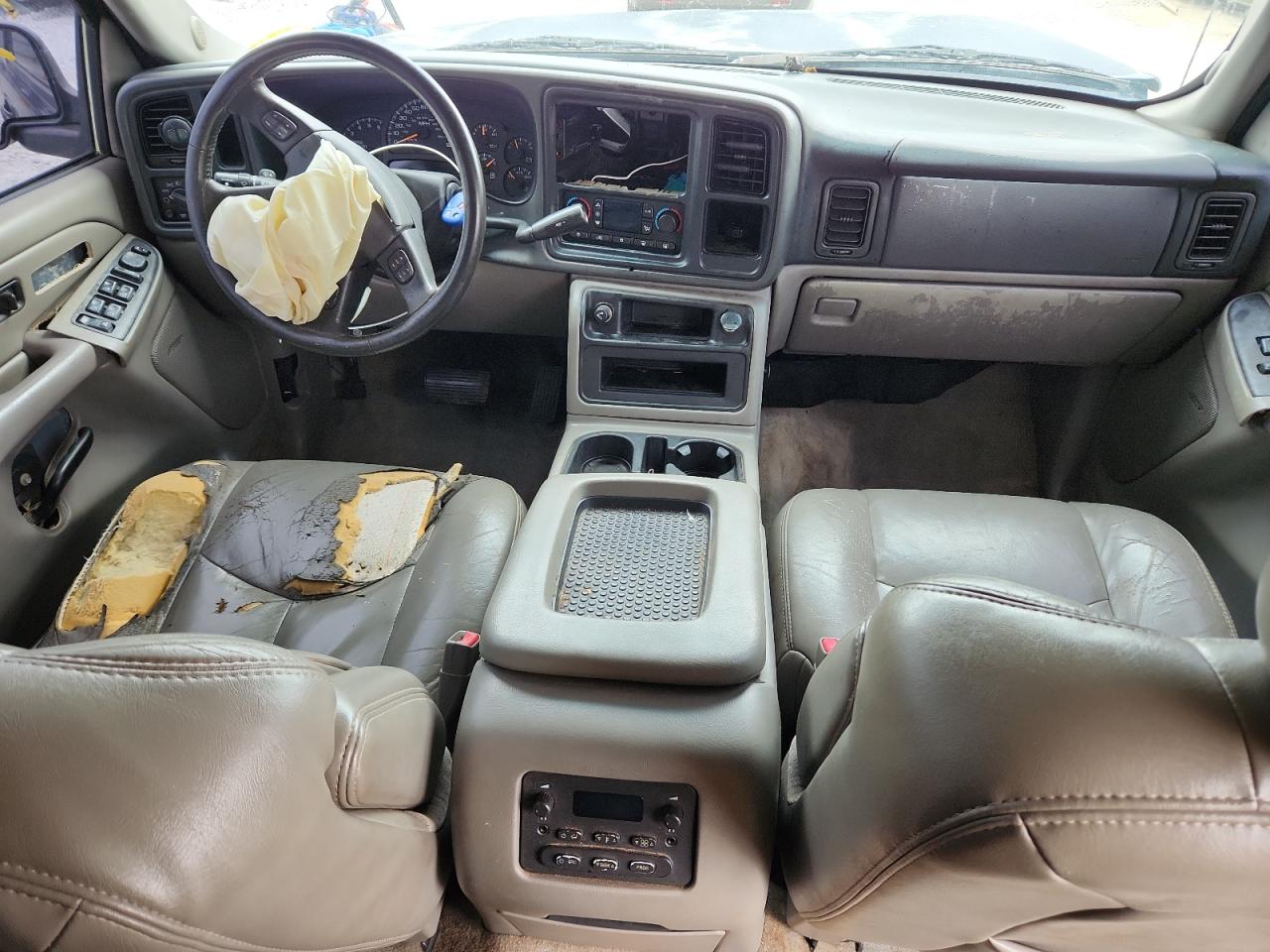 2004 Chevrolet Tahoe C1500 VIN: 1GNEC13Z34J282767 Lot: 70754755