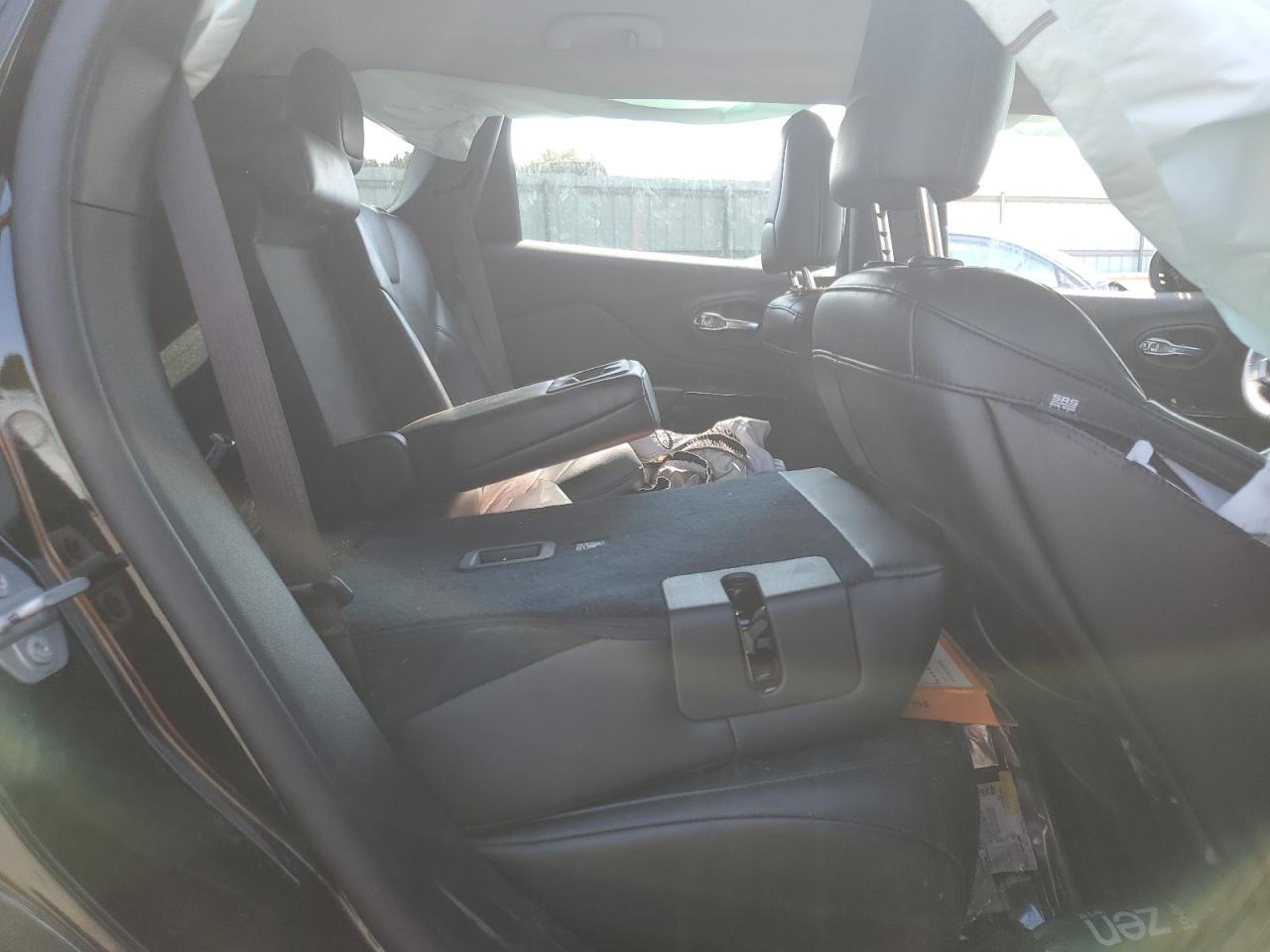 2019 Jeep Cherokee Latitude Plus VIN: 1C4PJLLB5KD485080 Lot: 69173115