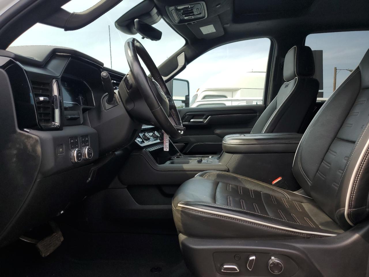 2024 GMC Sierra K2500 At4X VIN: 1GT49ZEY7RF441077 Lot: 66536765