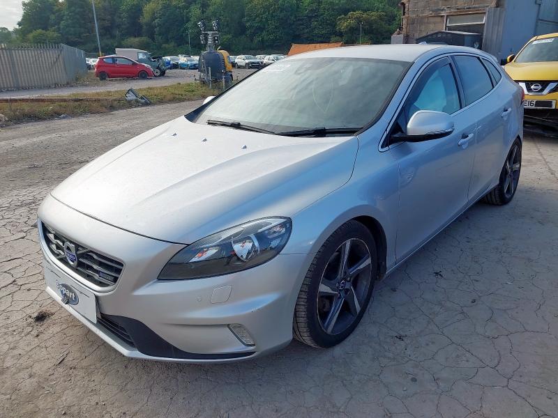 2014 VOLVO V40 R-DESIGN D2 AUTO  for sale at Copart WESTBURY