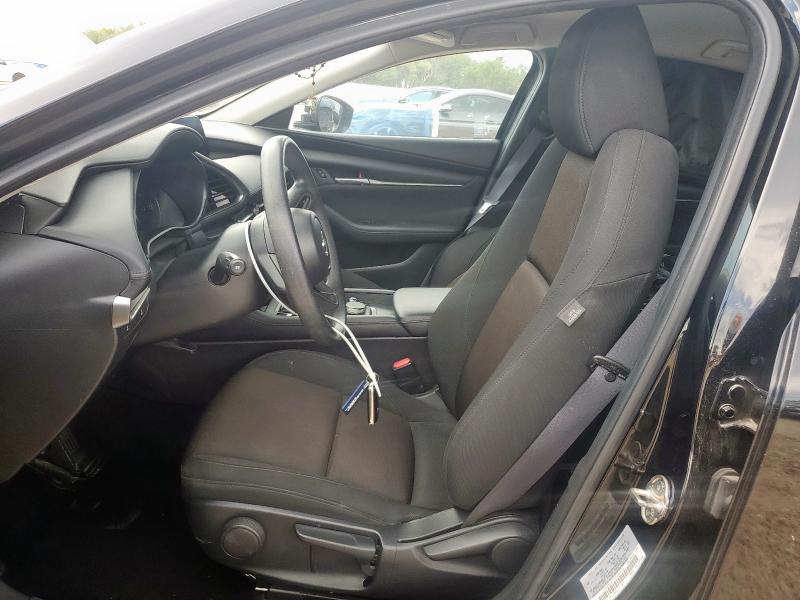  MAZDA 3 2022 Czarny