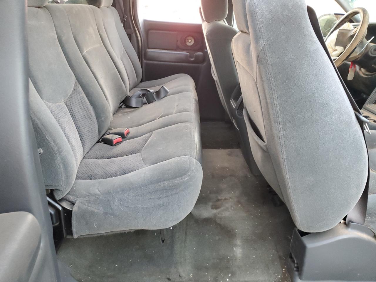 2003 Chevrolet Silverado K1500 VIN: 1GCEK19T43E225824 Lot: 70423395