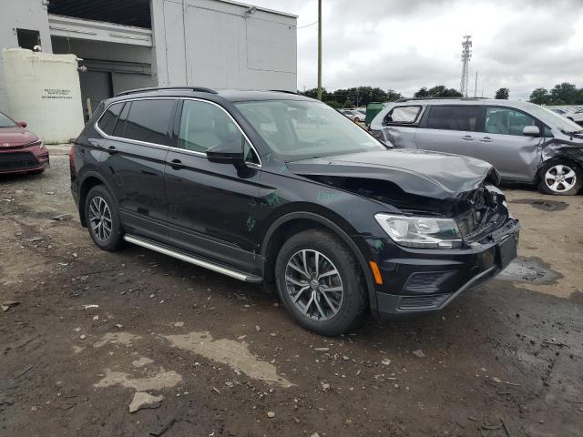  VOLKSWAGEN TIGUAN 2019 Черный