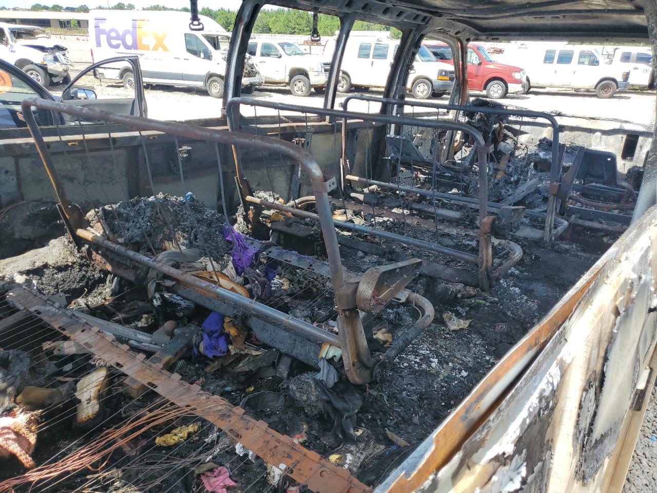 1999 Chevrolet Express G3500 VIN: 1GAHG39RXX1122816 Lot: 89440305