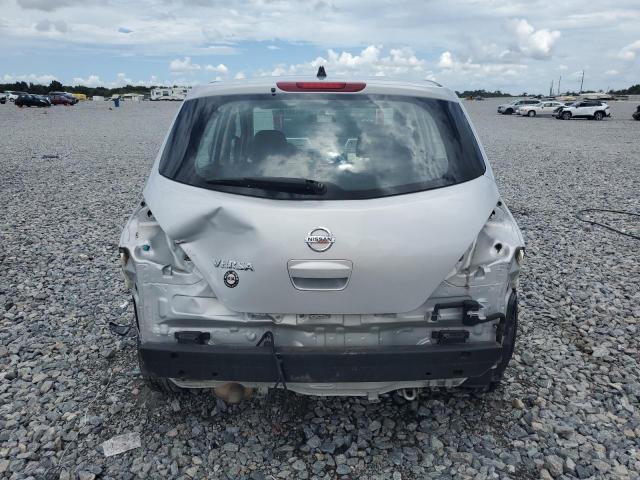  NISSAN VERSA 2012 Srebrny
