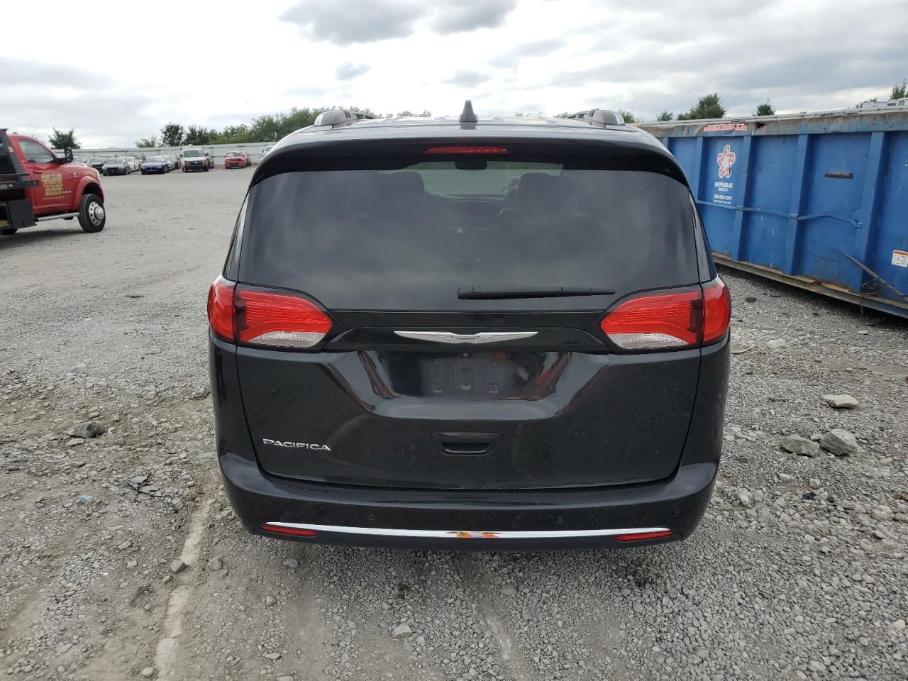 2017 Chrysler Pacifica Touring L Plus VIN: 2C4RC1EGXHR614663 Lot: 67541425