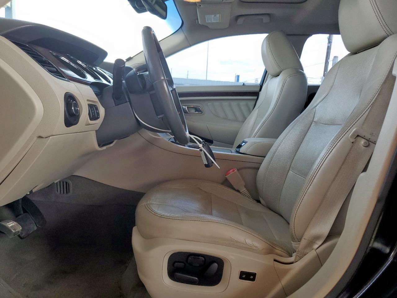 2011 Ford Taurus Limited VIN: 1FAHP2FW4BG108692 Lot: 69040725