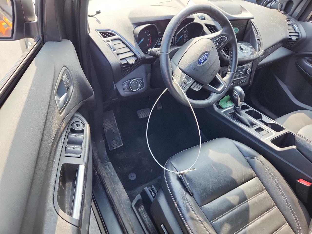 2019 Ford Escape Titanium VIN: 1FMCU9J94KUA84172 Lot: 67718335