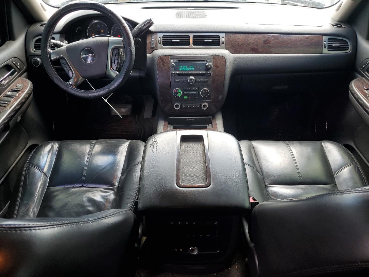 2007 GMC Yukon Xl Denali VIN: 1GKFK66857J204984 Lot: 69758205