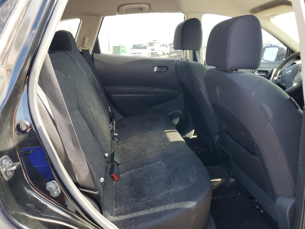 2010 Nissan Rogue S VIN: JN8AS5MV3AW131055 Lot: 70958545