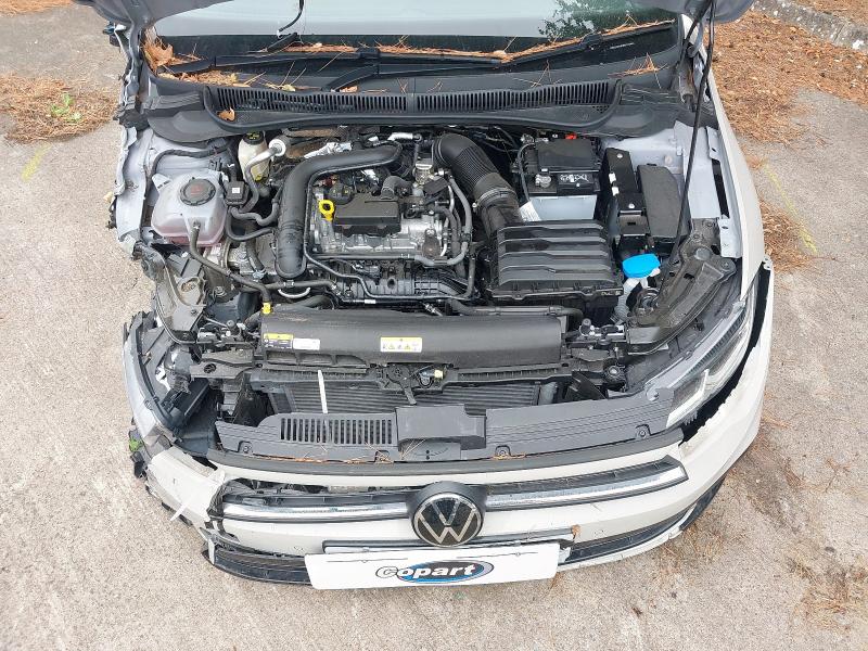 2024 VOLKSWAGEN POLO R-LINE TSI 