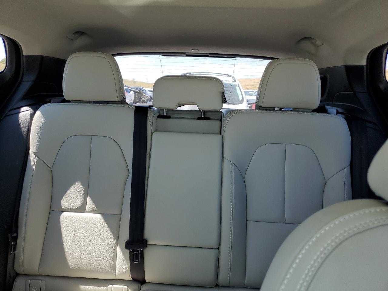 2019 Volvo Xc40 T5 Momentum VIN: YV4162UK8K2051180 Lot: 68670265