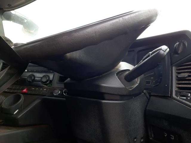 2013 MERCEDES BENZ ANTOS (1)