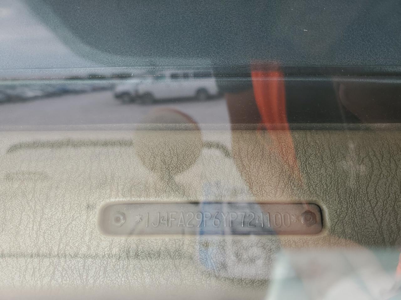 2000 Jeep Wrangler / Tj Se VIN: 1J4FA29P6YP724100 Lot: 69690835