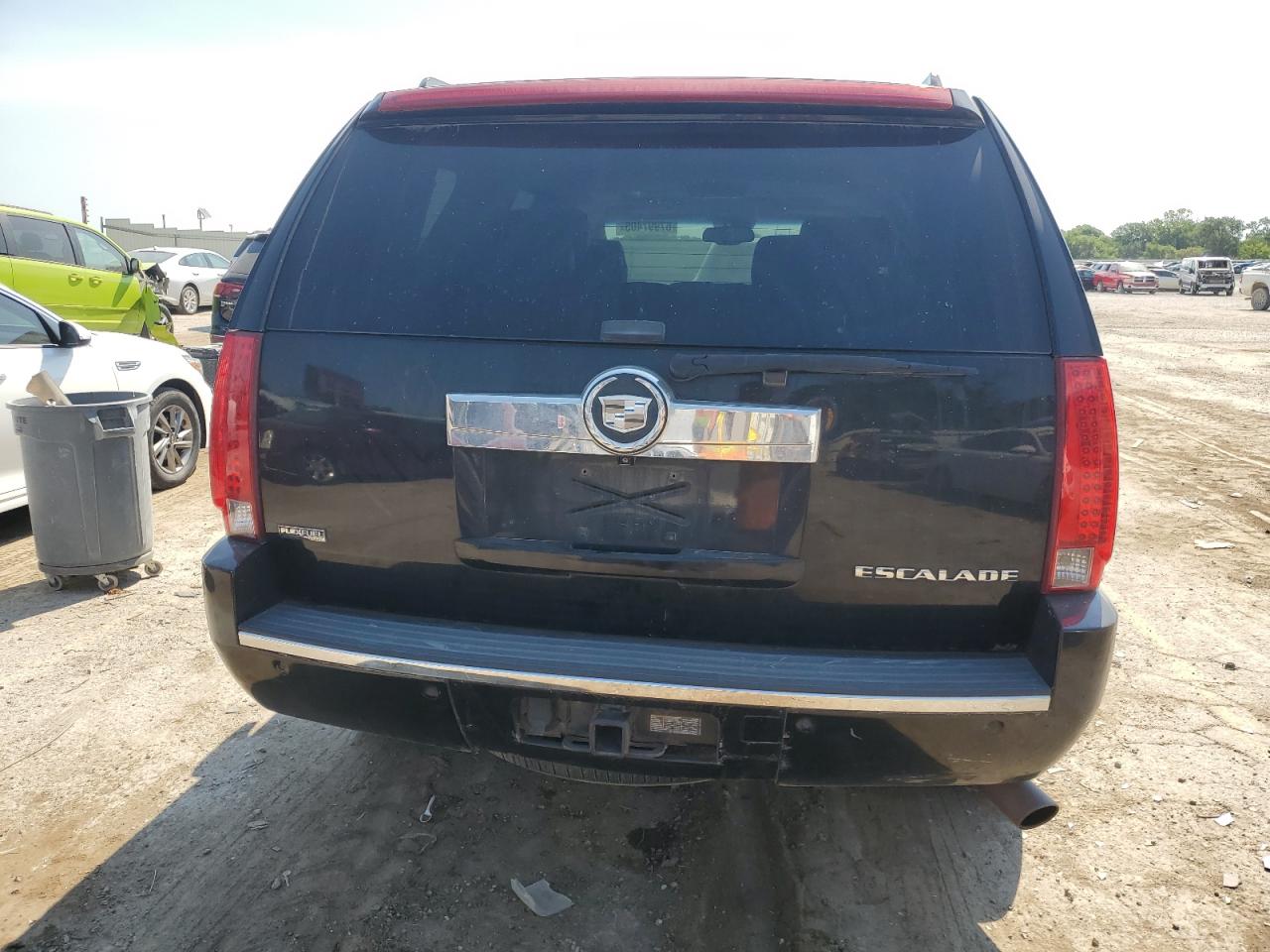 2009 Cadillac Escalade VIN: 1GYFK13249R262890 Lot: 67997405