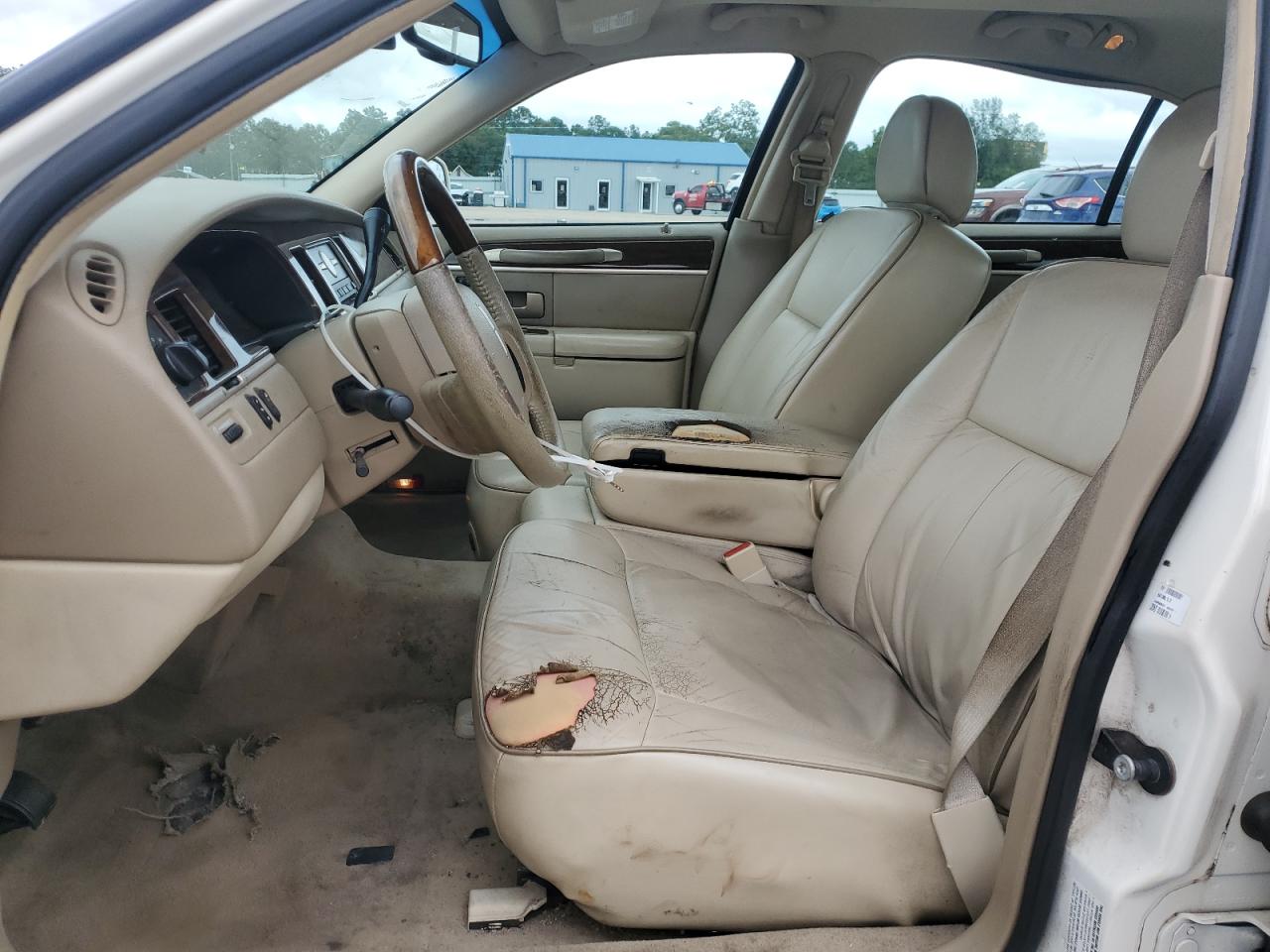 2007 Lincoln Town Car Designer VIN: 1LNHM83V37Y623181 Lot: 68262465