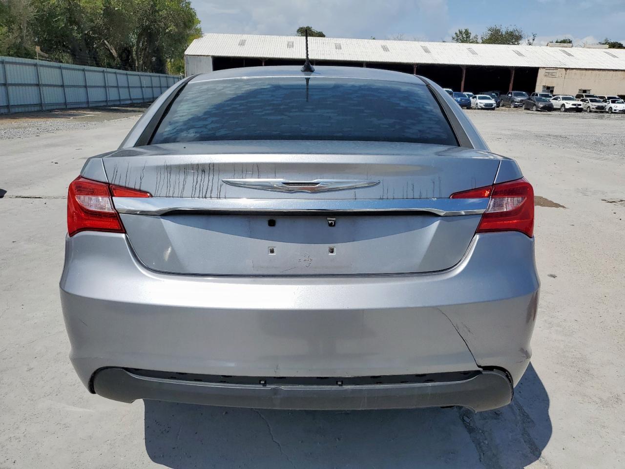 2013 Chrysler 200 Touring VIN: 1C3CCBBB6DN688727 Lot: 70674965