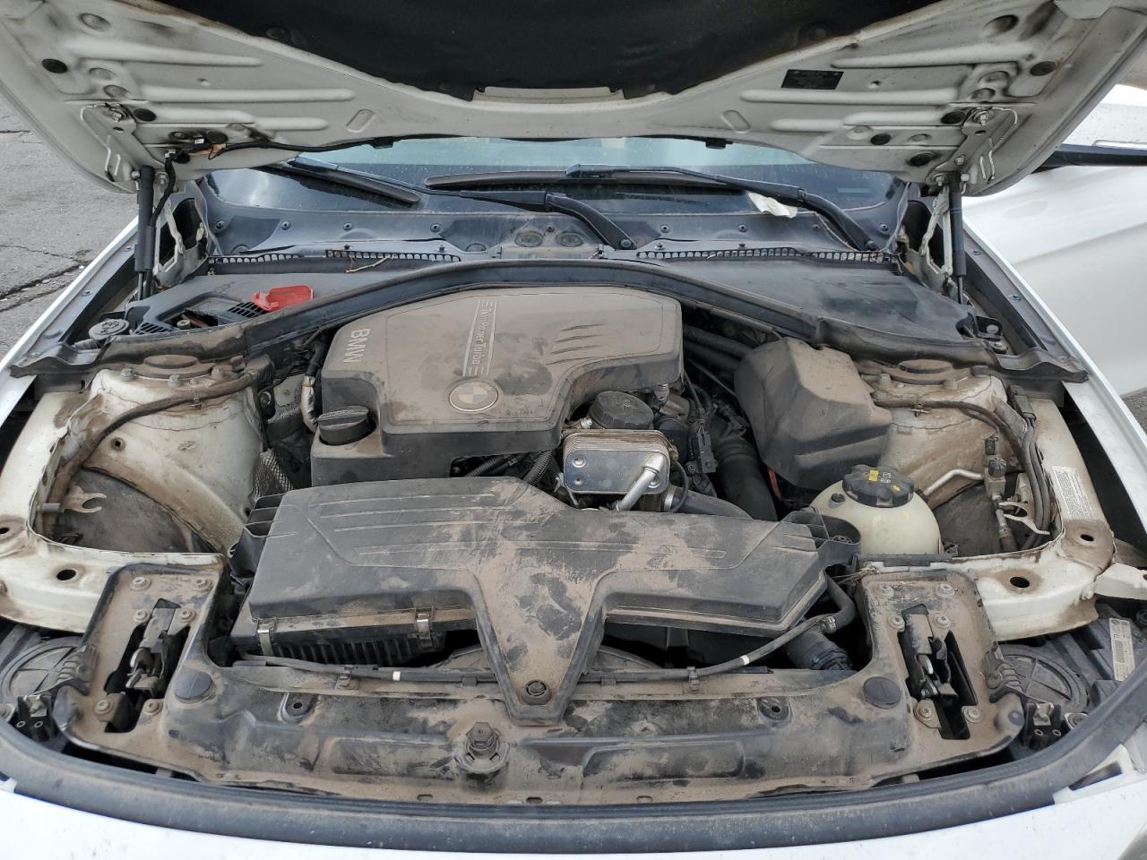 2015 BMW 320 I VIN: WBA3B1G52FNT03725 Lot: 68569785