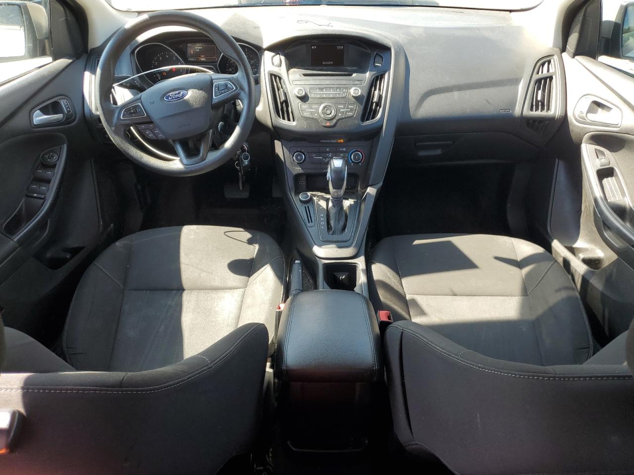 2015 Ford Focus Se VIN: 1FADP3F28FL307775 Lot: 67869995