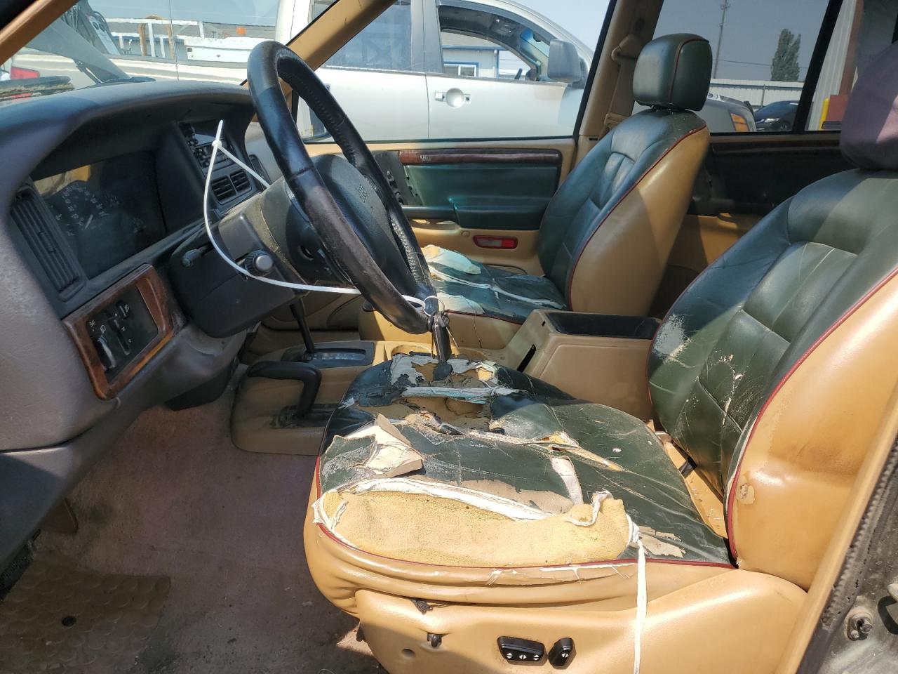 1996 Jeep Grand Cherokee Limited VIN: 1J4GZ78Y4TC235781 Lot: 68653045