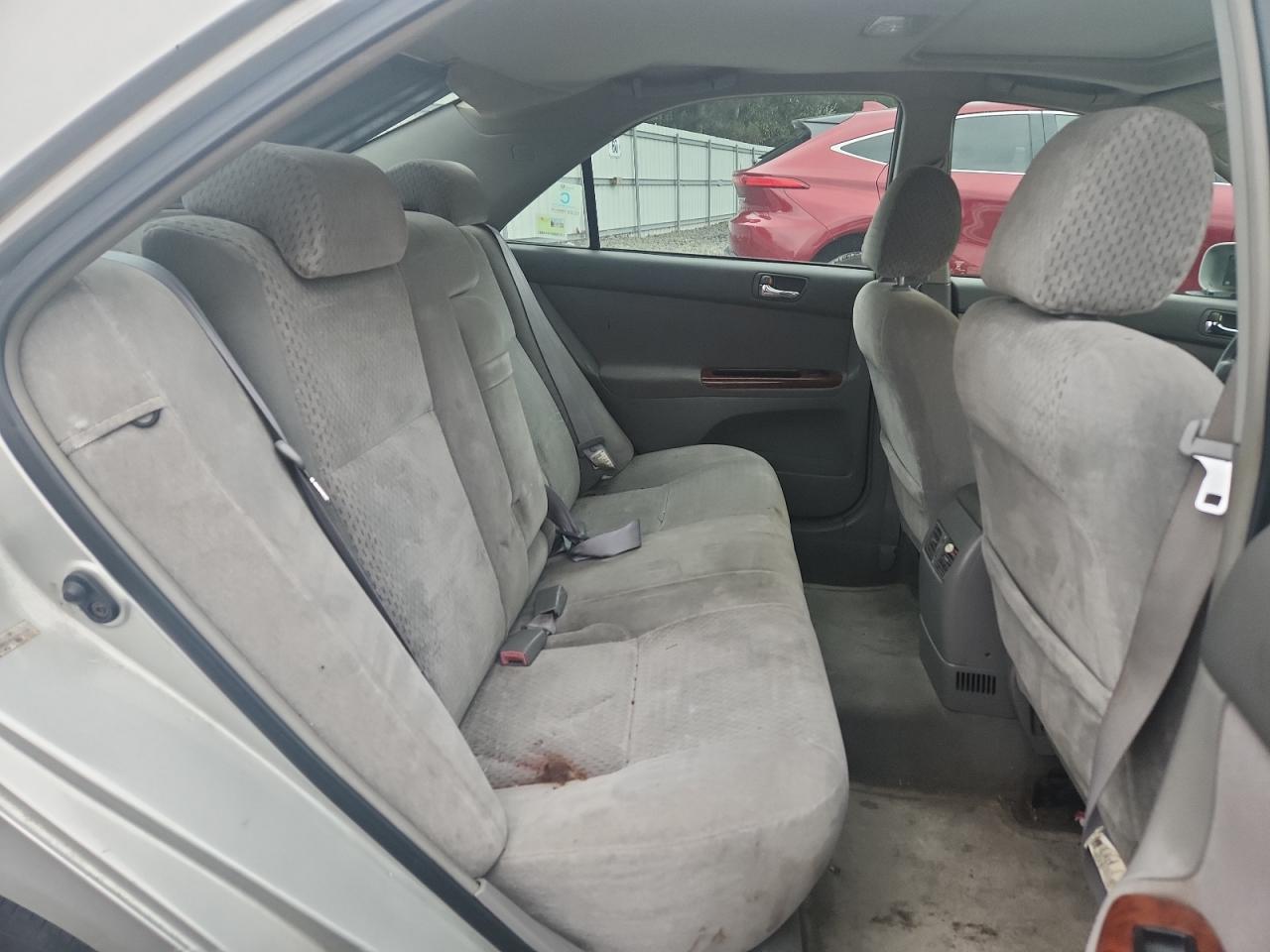 2003 Toyota Camry Le VIN: 4T1BE30K53U670150 Lot: 65573105