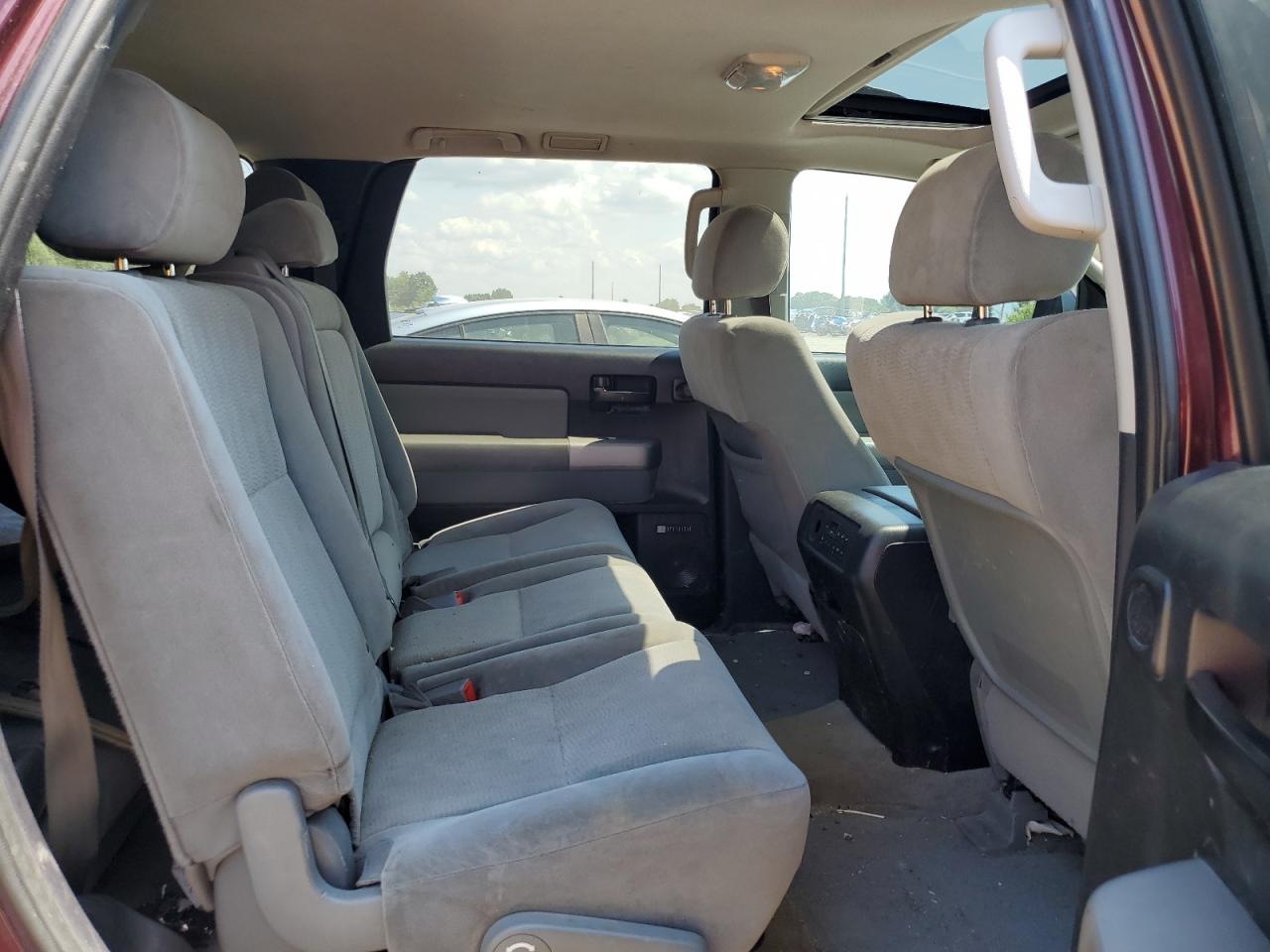 2008 Toyota Sequoia Sr5 VIN: 5TDBY64A28S007757 Lot: 68188745