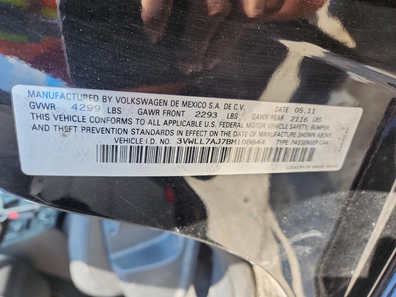 2011 Volkswagen Jetta Tdi VIN: 3VWLL7AJ7BM108844 Lot: 69700685