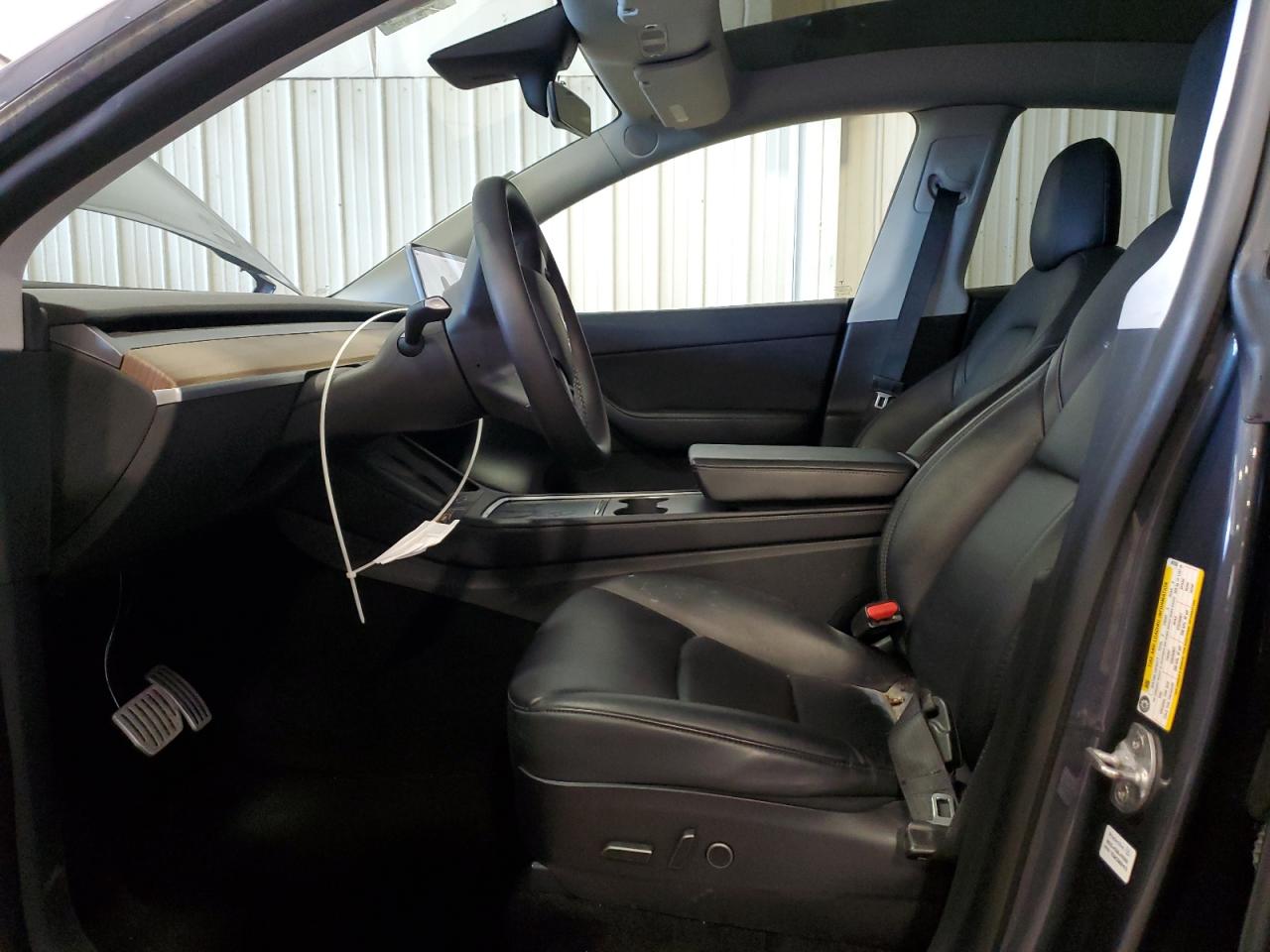 2022 Tesla Model Y VIN: 7SAYGDEF9NF401058 Lot: 68464565