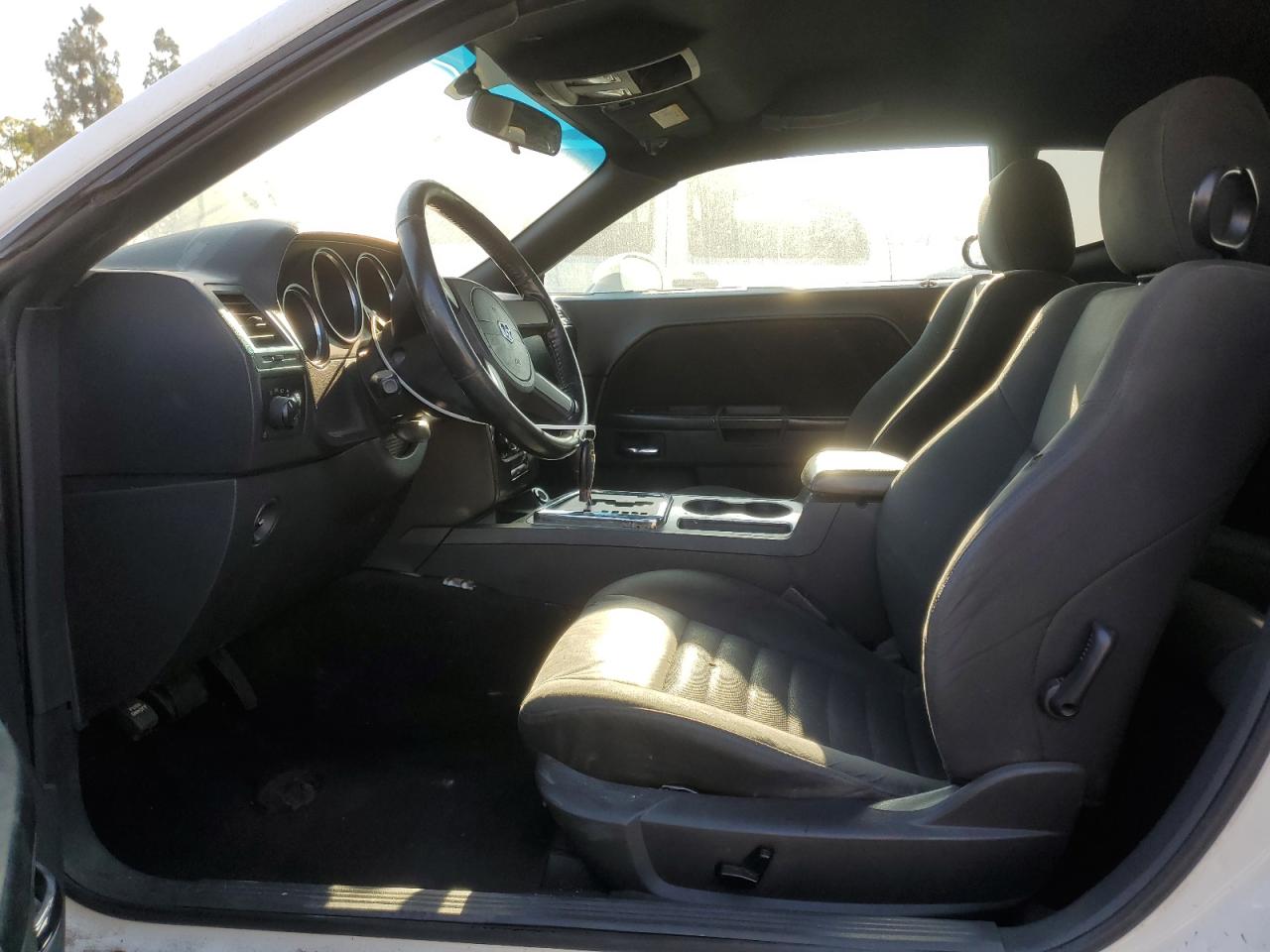 2009 Dodge Challenger Se VIN: 2B3LJ44V19H561499 Lot: 68311045