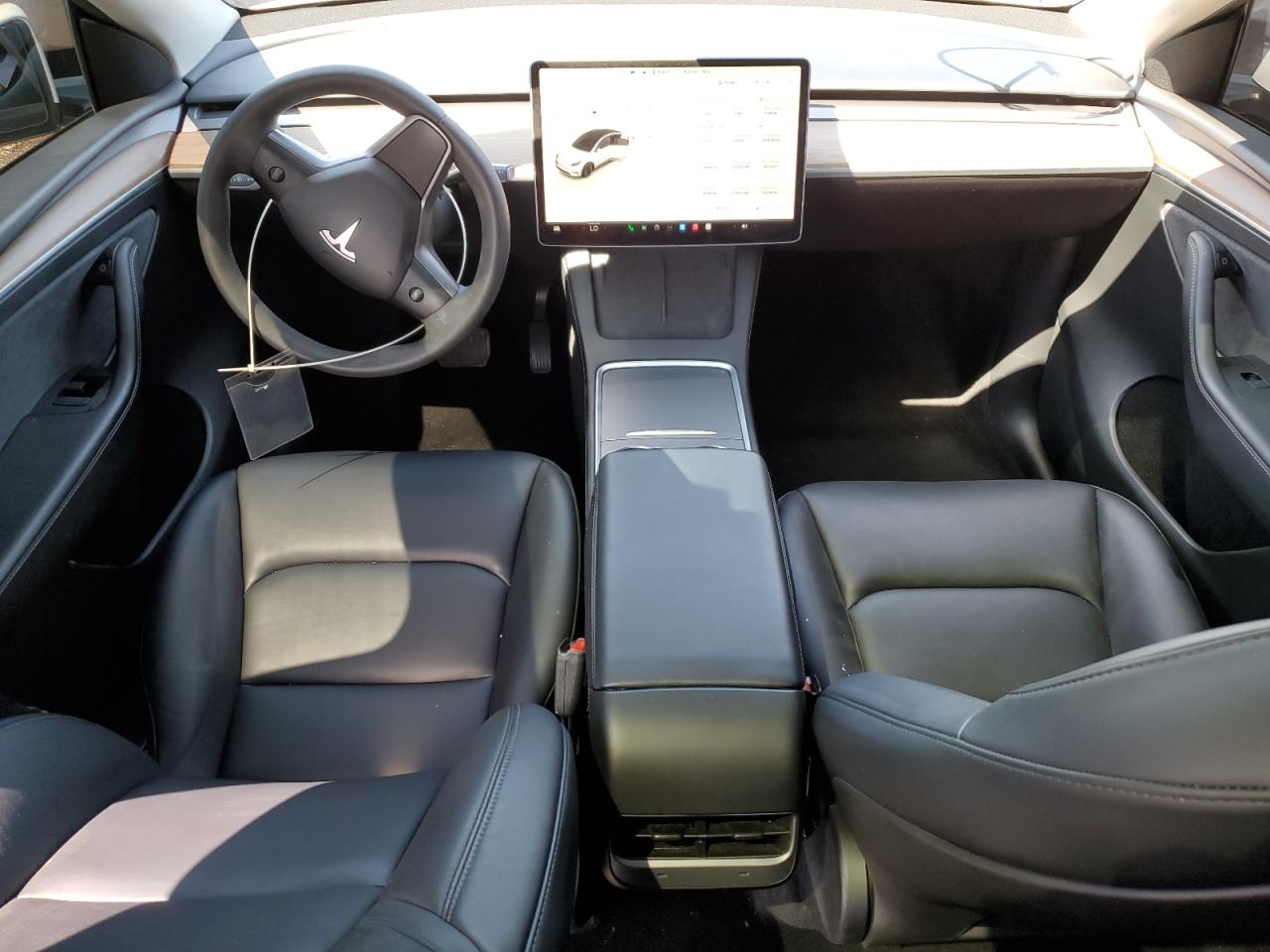 2024 Tesla Model Y VIN: 7SAYGDED7RF103614 Lot: 70199445