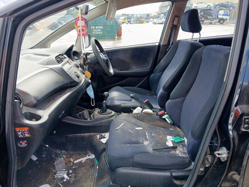 2013 HONDA JAZZ SE