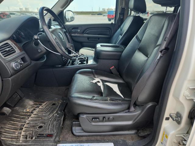  GMC YUKON 2013 Kremowy