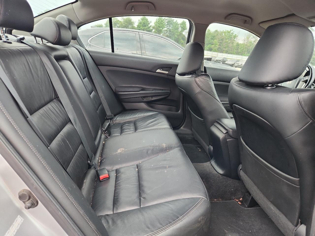 2011 Honda Accord Se VIN: 1HGCP2F61BA000927 Lot: 67858825
