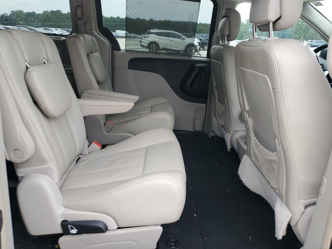 2016 Chrysler Town & Country Touring L VIN: 2C4RC1CG7GR222435 Lot: 70987925