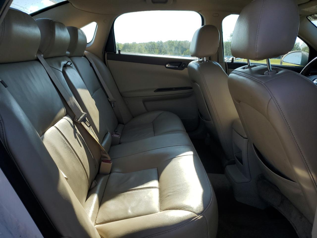 2008 Chevrolet Impala Ltz VIN: 2G1WU583289255561 Lot: 70549475