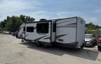 2018 HEAR WILDERNESS - RVS SLIDE-IN CAMPER à vendre chez Copart KS - KANSAS CITY
