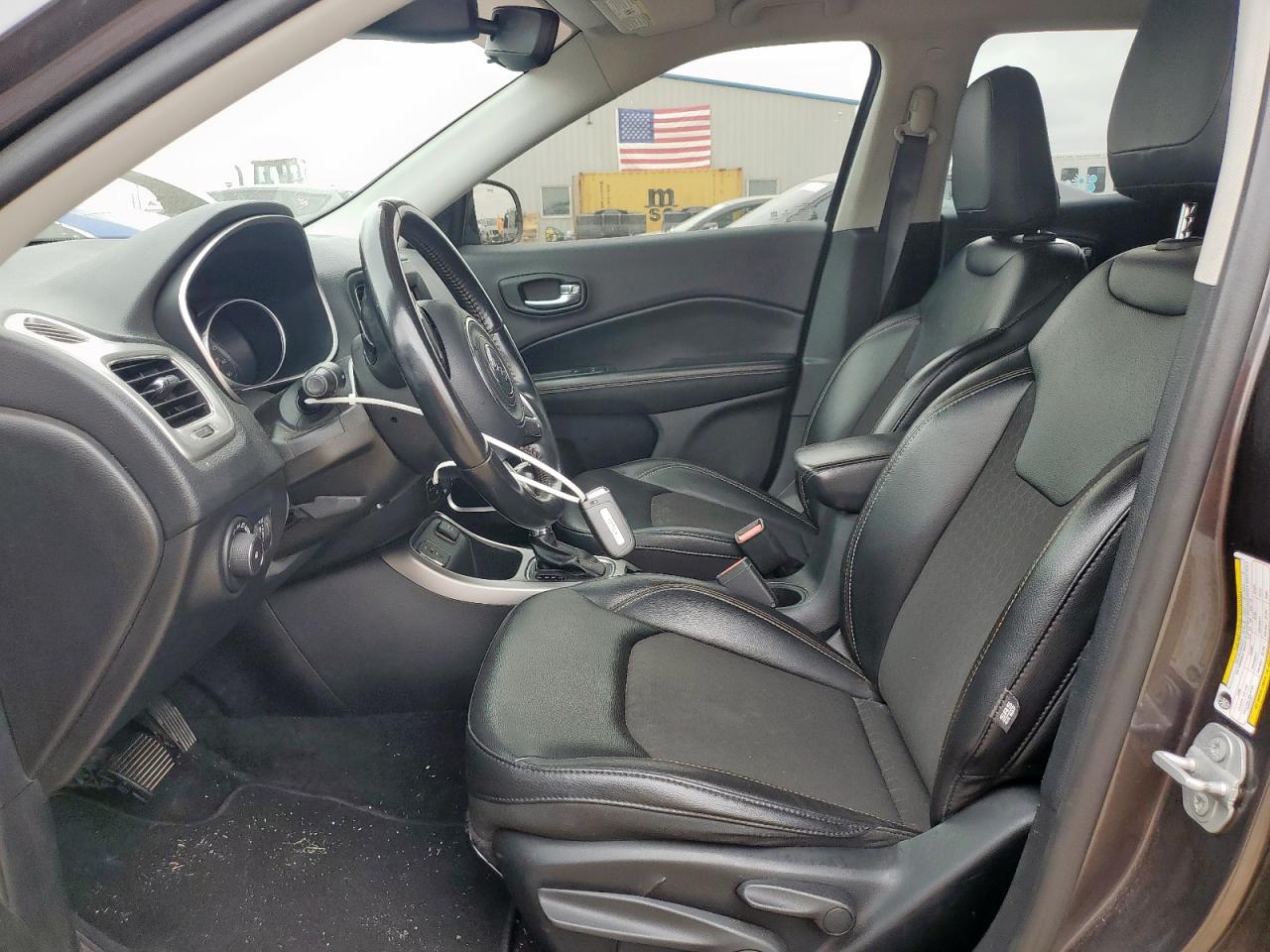 2019 Jeep Compass Latitude VIN: 3C4NJCBB4KT852067 Lot: 70796975