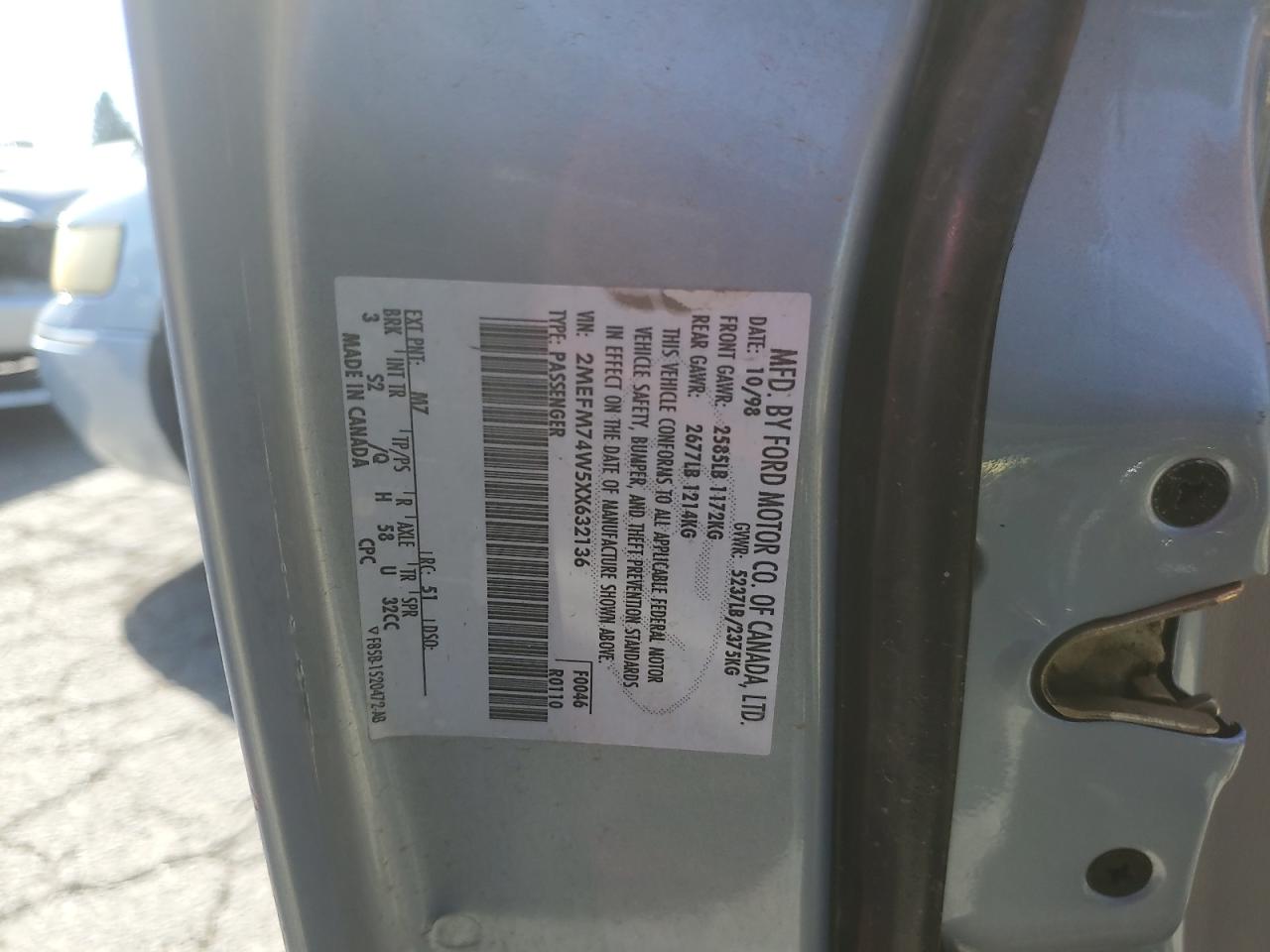 1999 Mercury Grand Marquis Gs VIN: 2MEFM74W5XX632136 Lot: 68748005