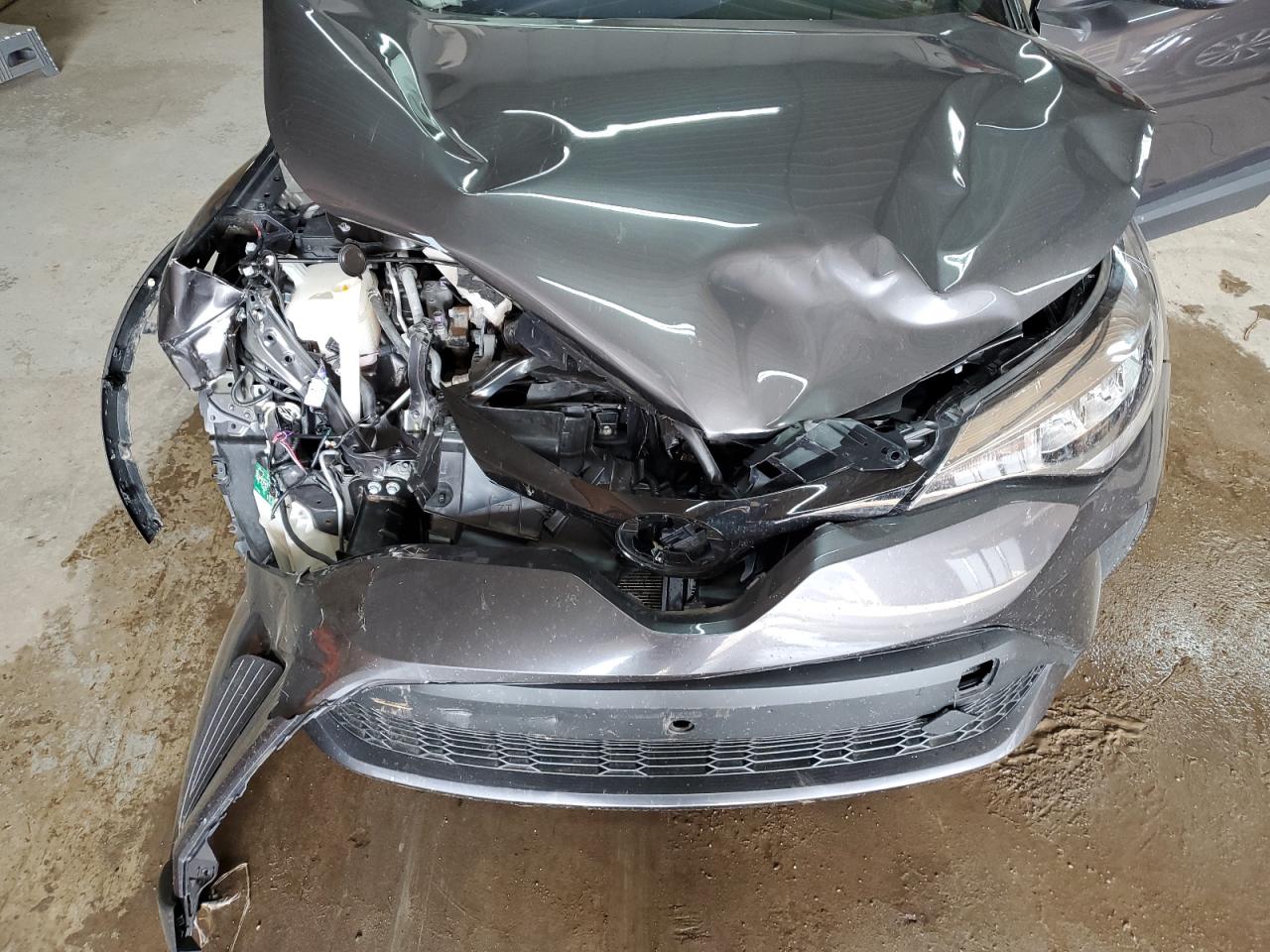 2020 Toyota C-Hr Xle VIN: JTNKHMBX9L1083182 Lot: 68640855