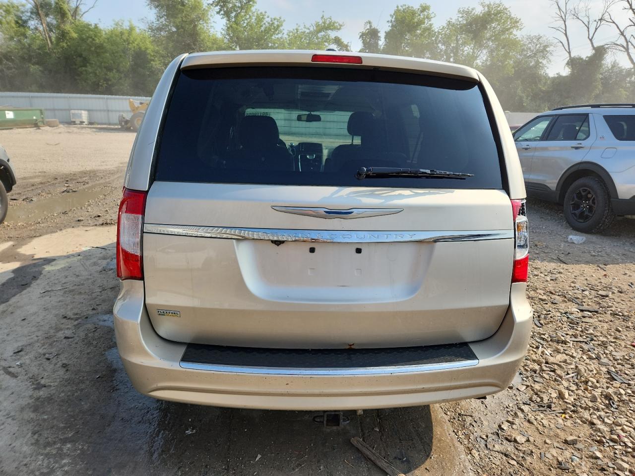 2014 Chrysler Town & Country Touring VIN: 2C4RC1BG5ER293535 Lot: 69119055