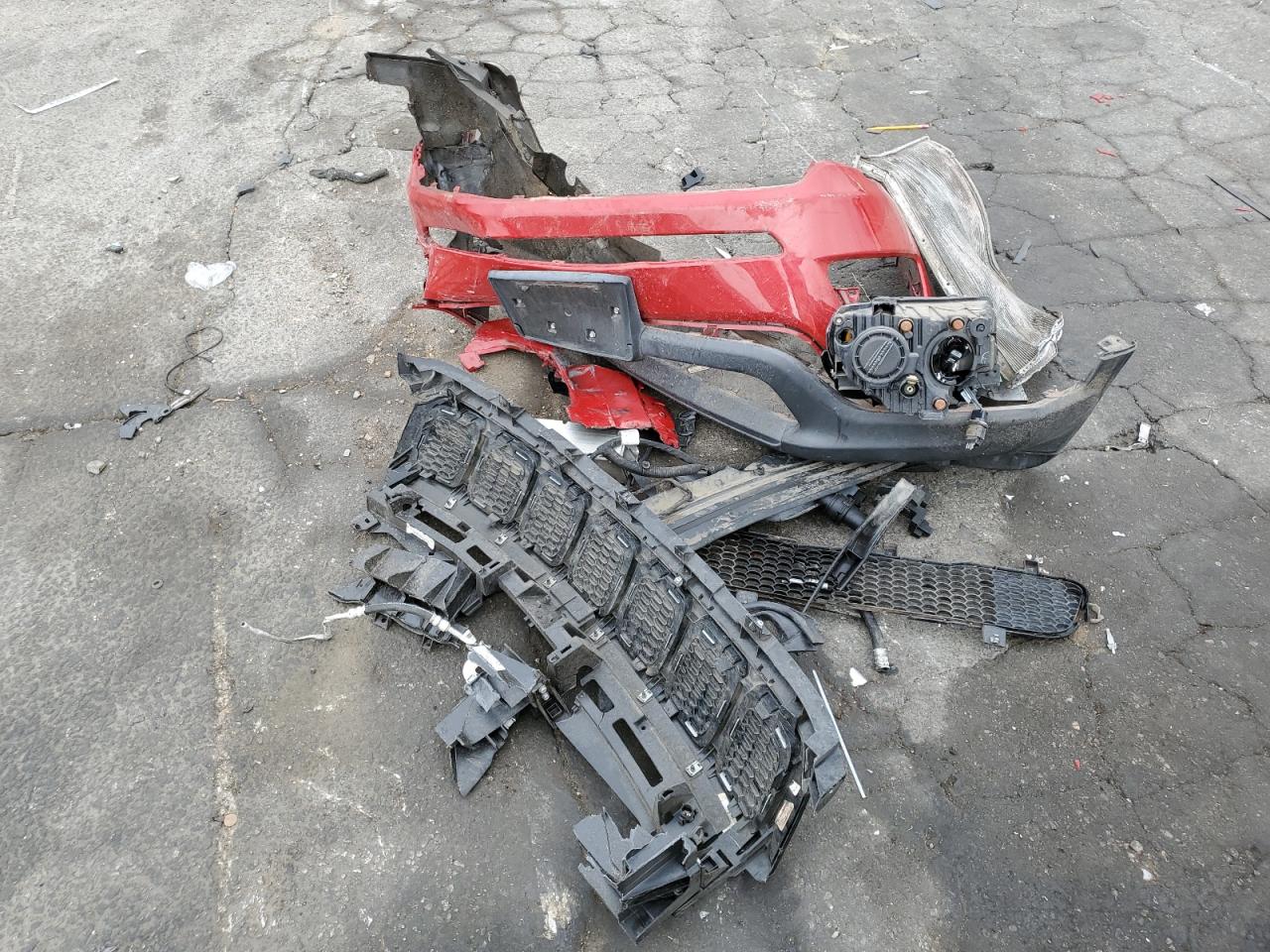 2018 Jeep Compass Latitude VIN: 3C4NJDBB0JT139431 Lot: 70727525