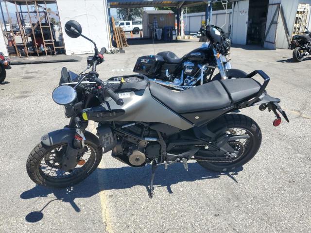 2024 HUSQVARNA VITPILEN 401/SVARTPILEN 401   