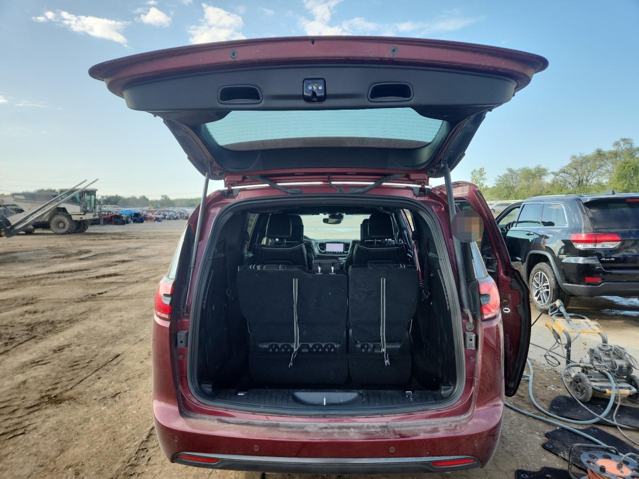 2022 Chrysler Pacifica Hybrid Limited VIN: 2C4RC1S73NR187620 Lot: 70466485